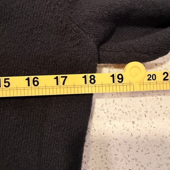 Madewell Wool Blend Black V Neck Sweater Coziest Yarn Soft Knit Women Small Fall - Picture 6 of 7